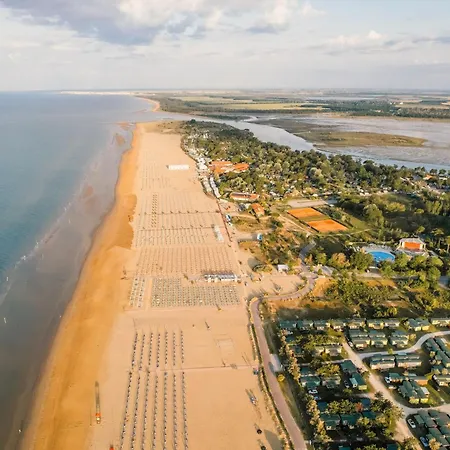 Appartamento Cozy With Ac Close To The Sea - Beahost Bibione